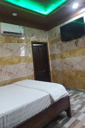 Tek Büyük Yataklı Oda