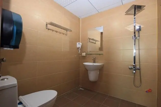 Dört Kişilik Oda, Şehir Manzaralı