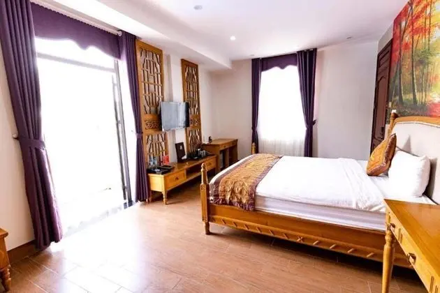 Deluxe Tek Büyük Yataklı Oda