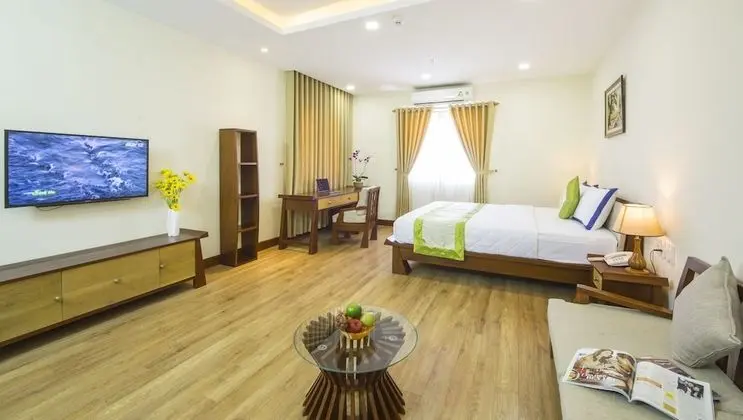 Deluxe Tek Büyük Yataklı Oda, Küvet, Şehir Manzaralı