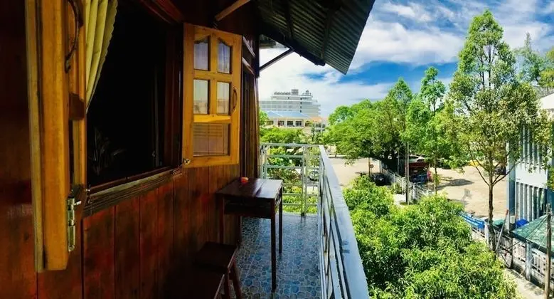 City Dağ Evi, Balkon