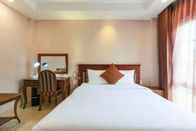 Deluxe Tek Büyük Yataklı Oda