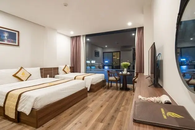 Deluxe Tek Büyük Yataklı Oda, Nehir Manzaralı