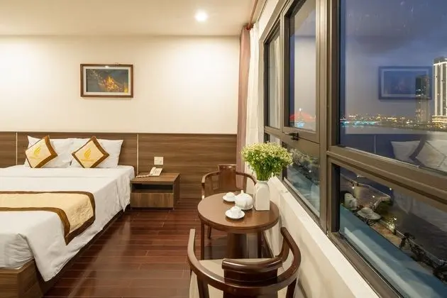 Deluxe Tek Büyük Yataklı Oda, Nehir Manzaralı