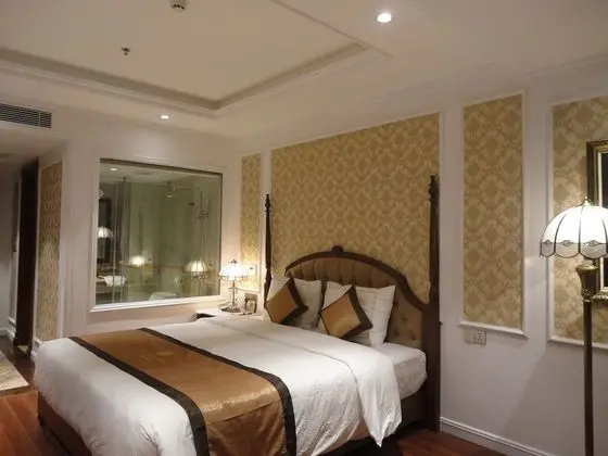 Deluxe Tek Büyük Yataklı Oda
