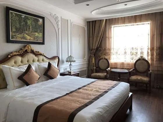 Deluxe Tek Büyük Yataklı Oda