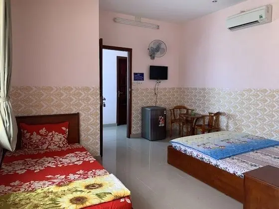 Tek Büyük Yataklı Oda, 2 Çift Kişilik Yatak