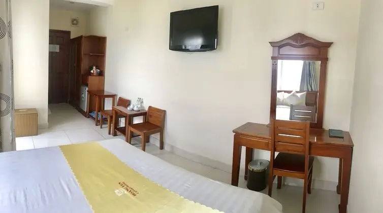 Sunflowers Suite, Sea View (Double)