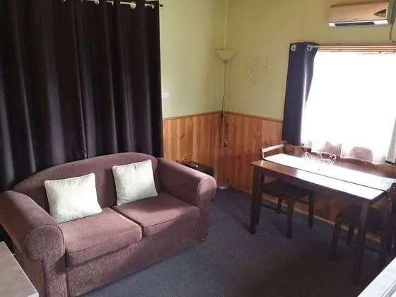 Deluxe Süit, 1 Yatak Odası, Sigara İçilmez, Küçük Mutfak (Deluxe Cabin sleeps 2)
