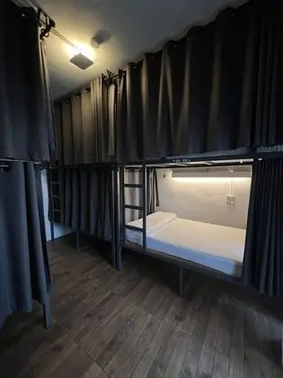 6-Bed Mixed Dormitory Shared Bathroom