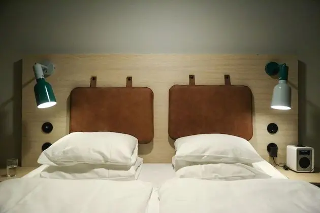 Economy Oda (No Windows Hobo Sleeper)