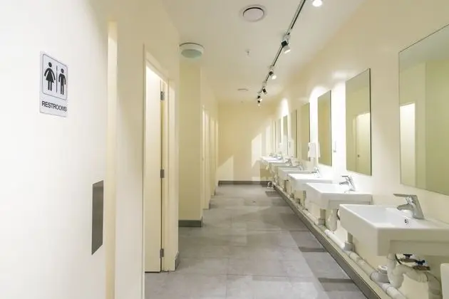 Comfort Tek Büyük Yataklı Oda, Ortak Banyo