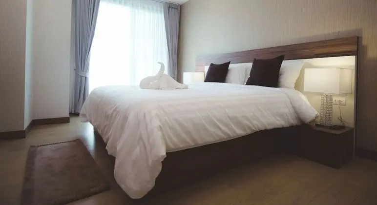 1-Bedroom Apartment