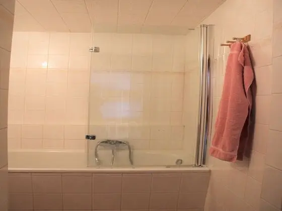 Basic Ortak Ranzalı Oda, Ortak Banyo, Dağ Manzaralı