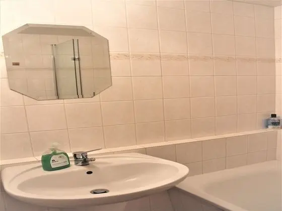 Basic Ortak Ranzalı Oda, Ortak Banyo, Dağ Manzaralı