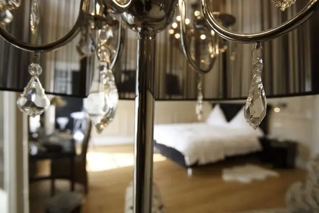 Honeymoon Tek Büyük Yataklı Oda, 1 En Büyük (King) Boy Yatak, Sigara İçilmez, Bahçe Manzaralı