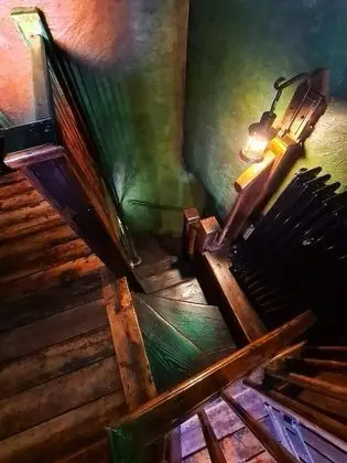 Traditional Süit, Banyolu/Duşlu (Apothecary)