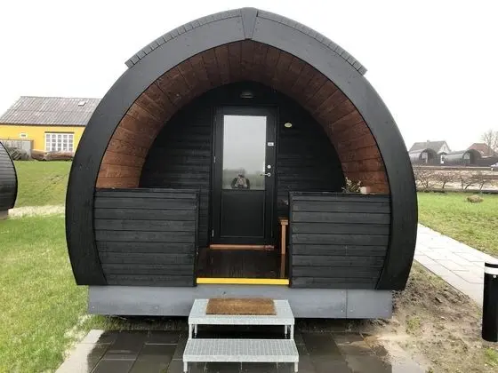 Kulübe, Göl Manzaralı