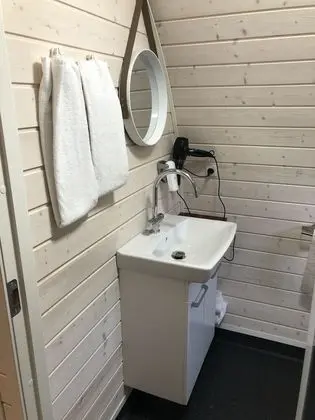 Kulübe, Göl Manzaralı