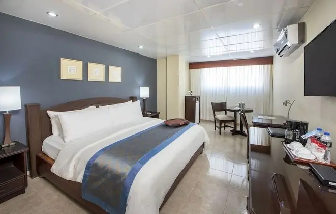 Deluxe Plus - 2 Queen Beds