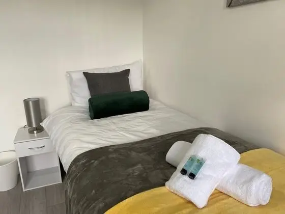 Ev (3 Bedrooms)