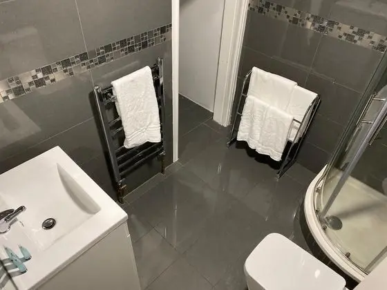 Ev (3 Bedrooms)