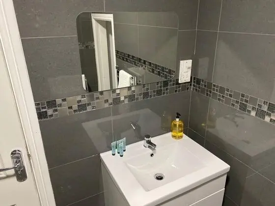 Ev (3 Bedrooms)