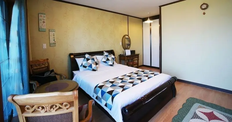 Tek Büyük Yataklı Oda, Okyanus Manzaralı (49 sqm. B)