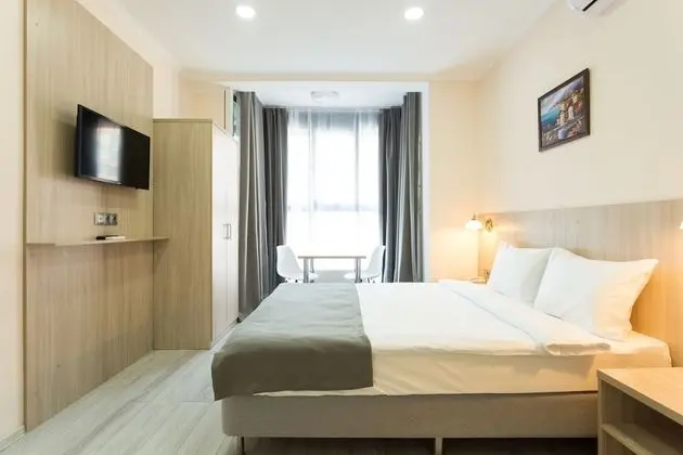 Standard Tek Büyük Yataklı Oda