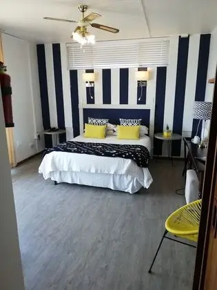Deluxe Tek Büyük Yataklı Oda, Balkon, Deniz Manzaralı