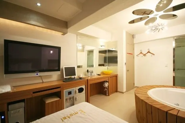 Oda (Special Room)