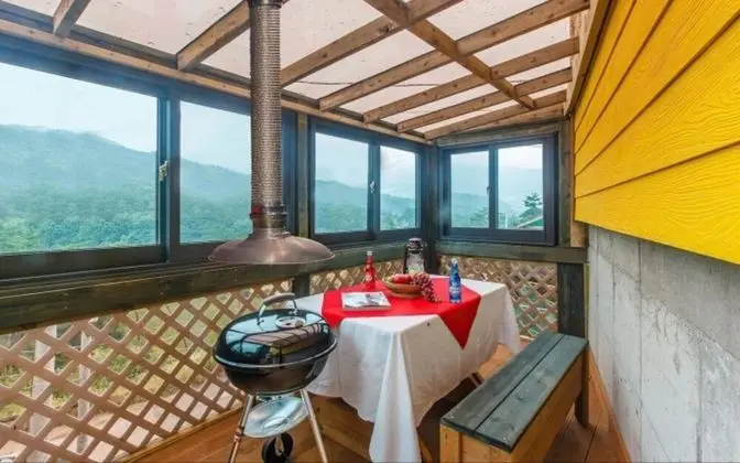 Oda (P201 (Whirlpool Spa Random Assignment)