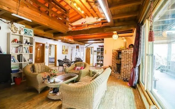 Oda (Separate House )