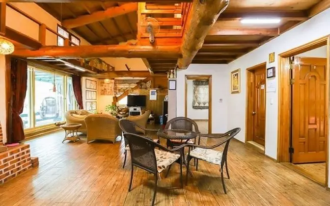 Oda (Separate House )