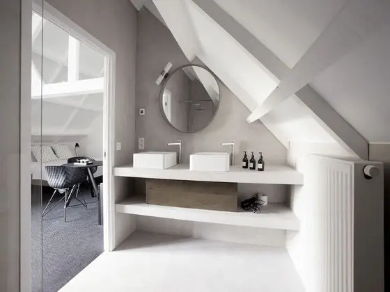 Family Süit, Balkon