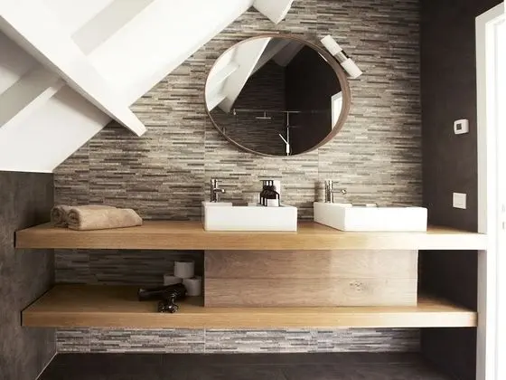 Family Süit, Balkon