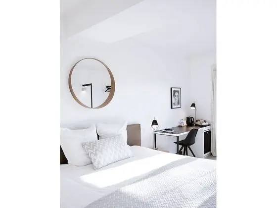 Standard Tek Büyük Yataklı Oda