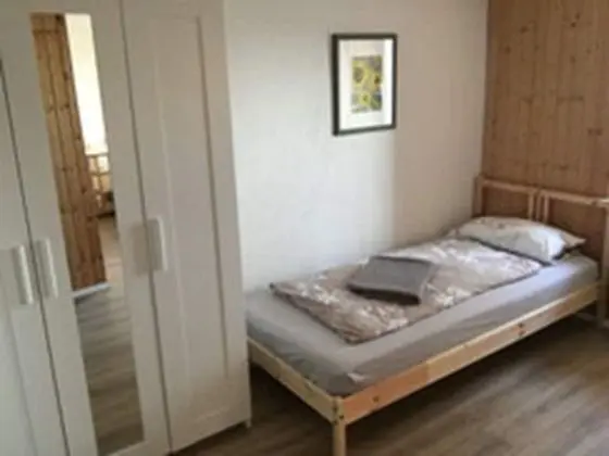 Basic Apart Daire ("Vogelschar")