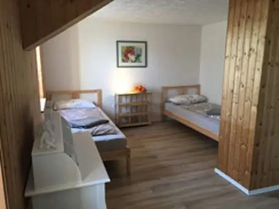 Basic Apart Daire ("Vogelschar")