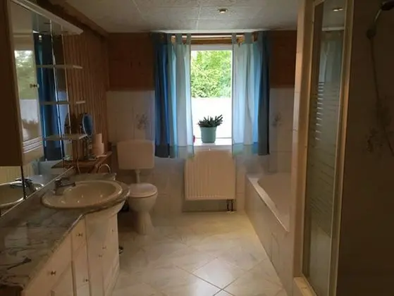 Basic Apart Daire ("Vogelschar")