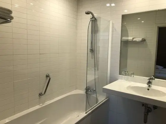 Luxury Tek Büyük Yataklı Oda