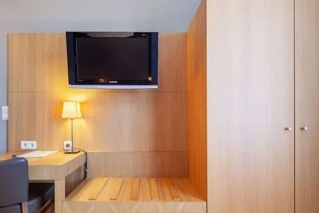 Luxury Tek Büyük Yataklı Oda