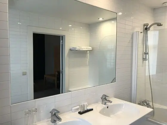 Luxury Tek Büyük Yataklı Oda