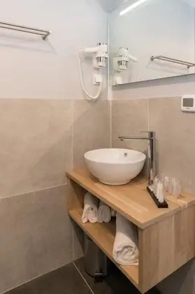 Deluxe Üç Kişilik Oda