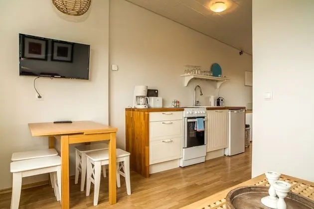 Apart Daire, 1 Büyük (Queen) Boy Yatak ve Çekyat