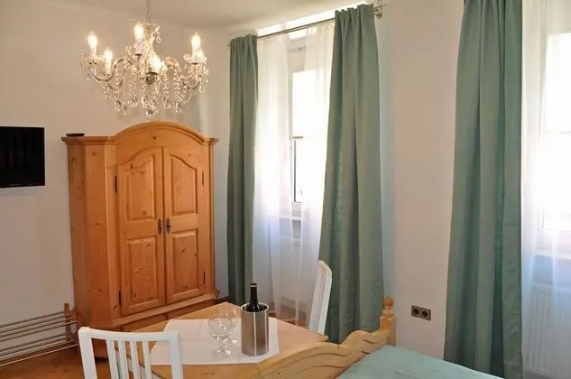 Economy Tek Büyük Yataklı Oda