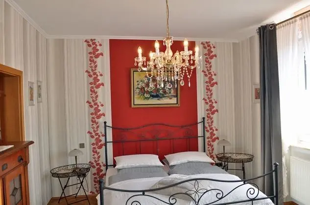 Economy Tek Büyük Yataklı Oda