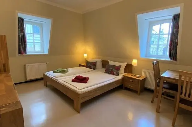 Tek Büyük Yataklı Oda, Sigara İçilmez