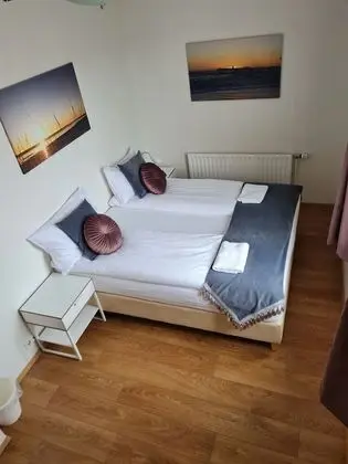 Economy Tek Büyük Yataklı Oda, Ortak Banyo, Ek Bina