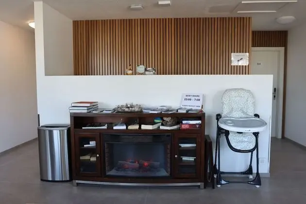 Üç Kişilik Oda, Ortak Banyo